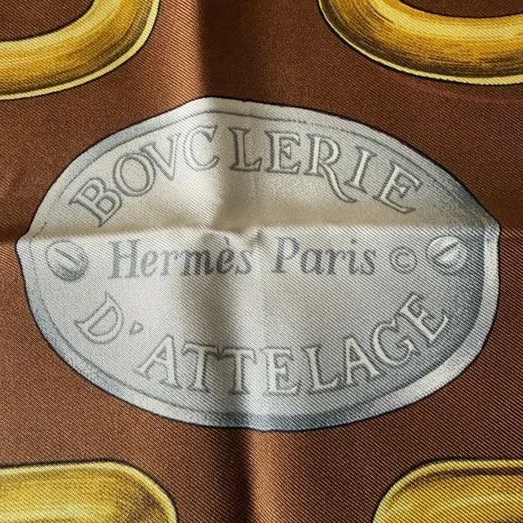Vintage Hermes Bouclerie d'Attelage 100% Silk Scarf, Carre 90 F de La Perriere - Picture 2 of 10